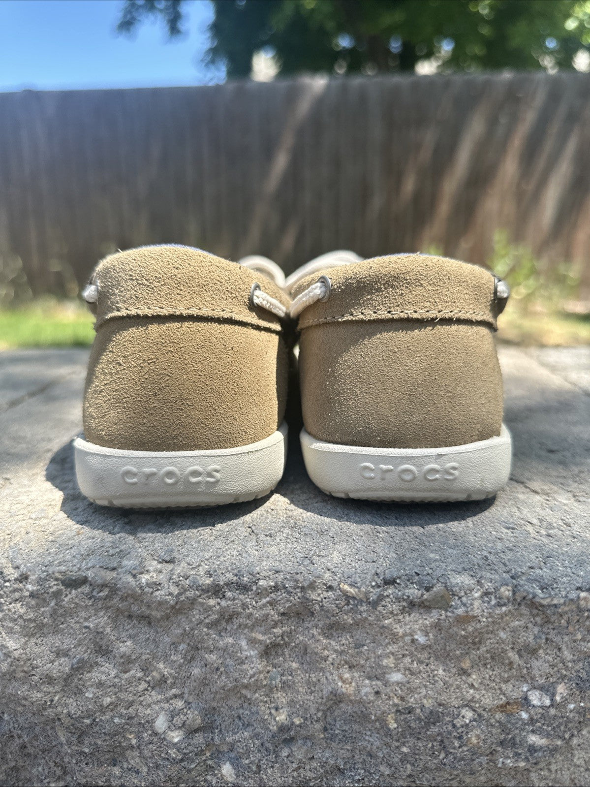 Crocs Santa Cruz Loafers Slip-On Shoes - Women’s Size 6 (W6) - Kids Size 5