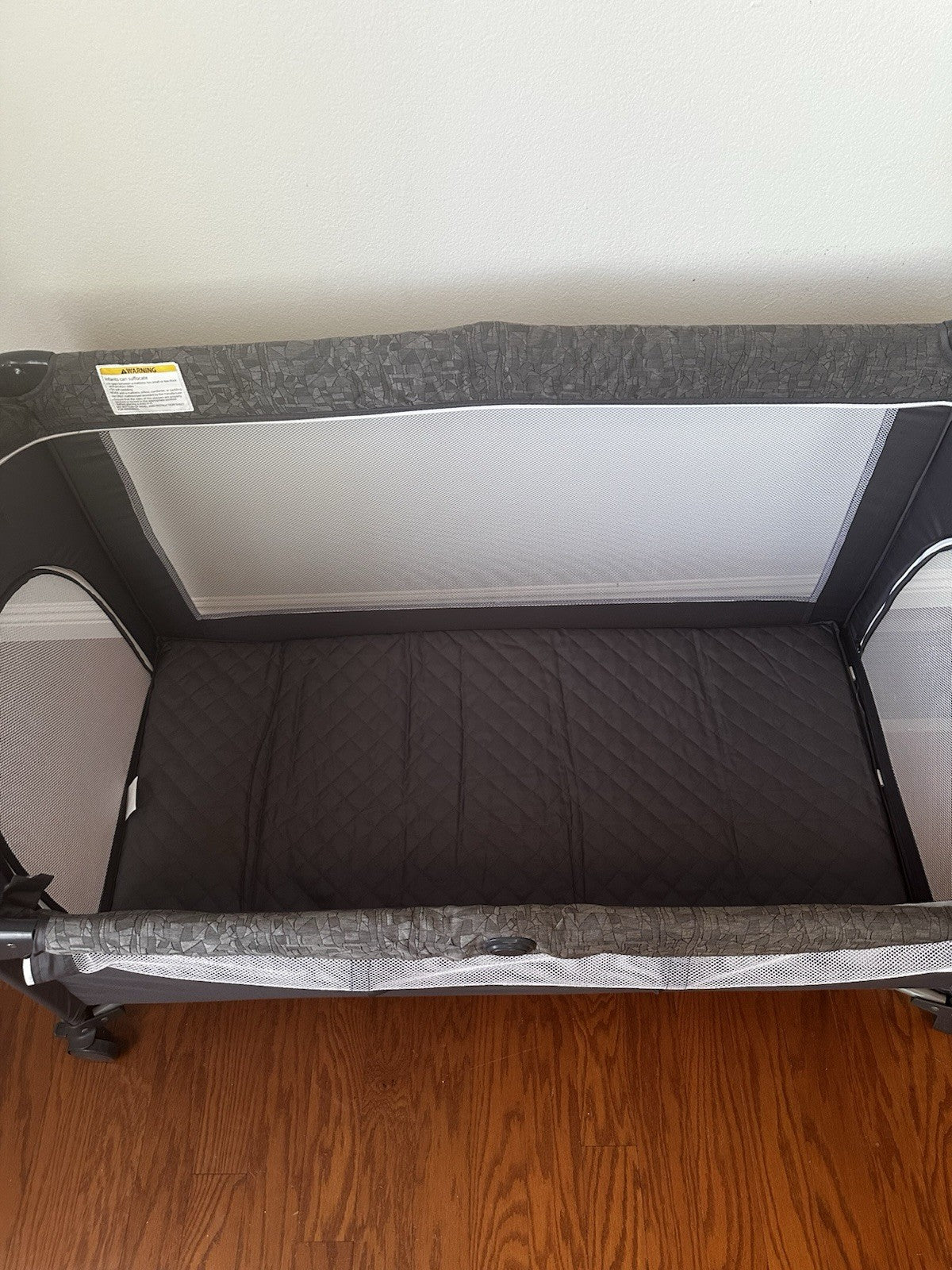 Baby Bassinet Bedside Crib, Pack and Play with Mattress, Diaper Changer, Gray