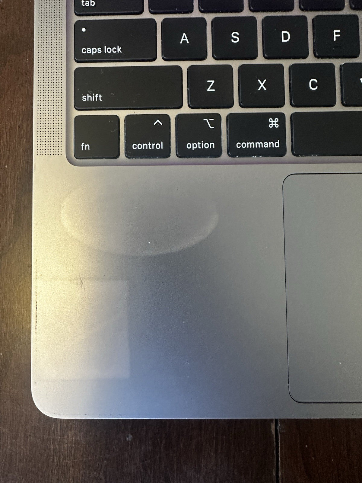 2020 Apple MacBook Air – 13.3″ Retina – 8GB / 256 GB – Space Gray