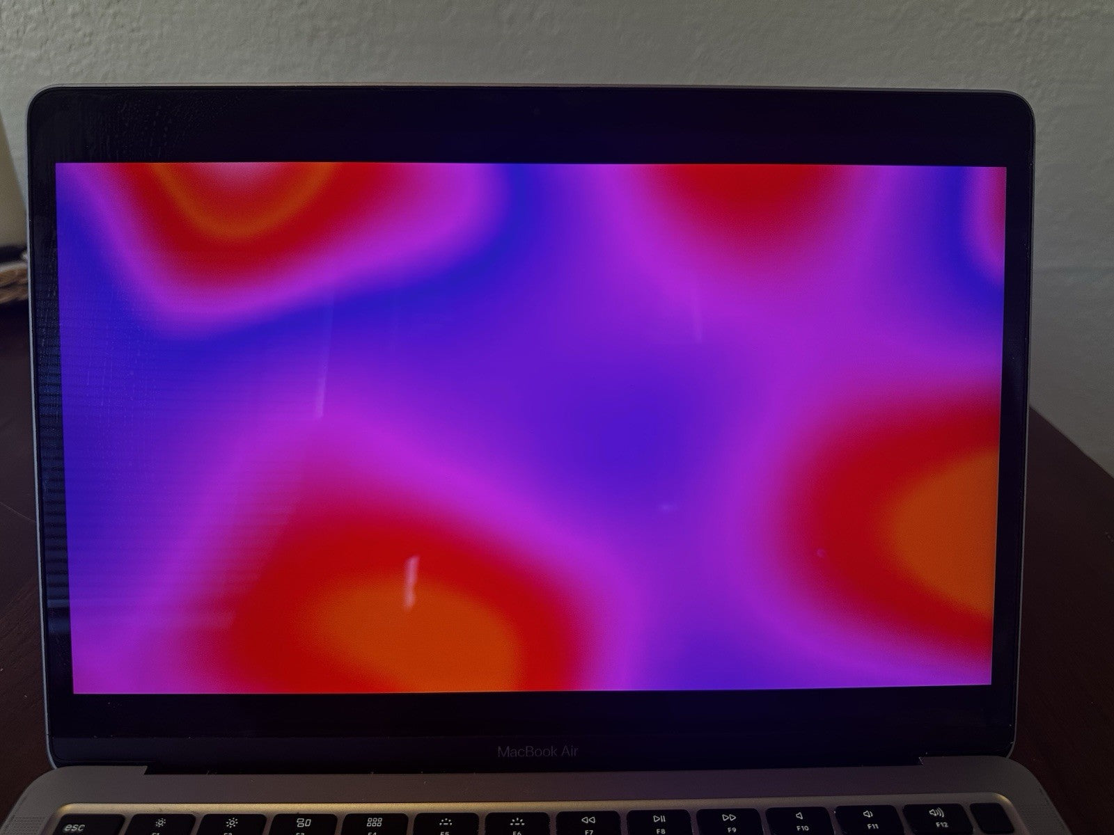 2020 Apple MacBook Air – 13.3″ Retina – 8GB / 256 GB – Space Gray