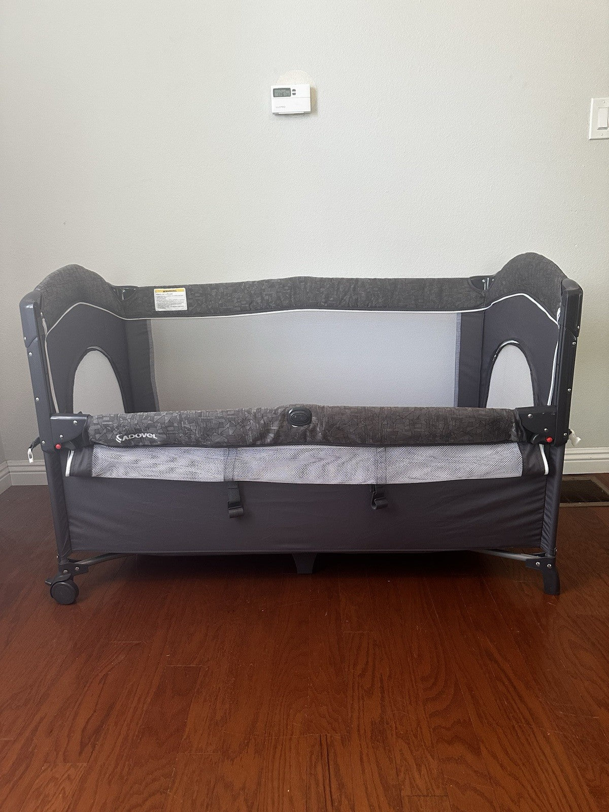 Baby Bassinet Bedside Crib, Pack and Play with Mattress, Diaper Changer, Gray
